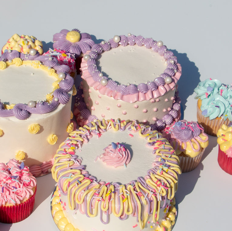 Activité de décoration libre de pâtisseries